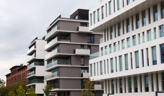 Découvrez la nouvelle brochure pour les copropriétaires éditée par Fededria